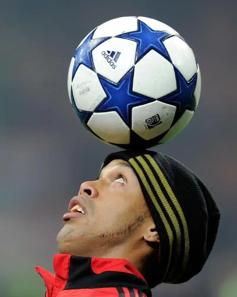 面展现出他 面展现出他