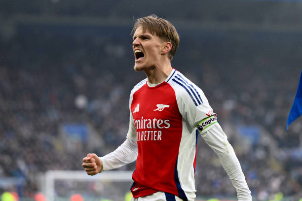 从多方面深 从多方面深