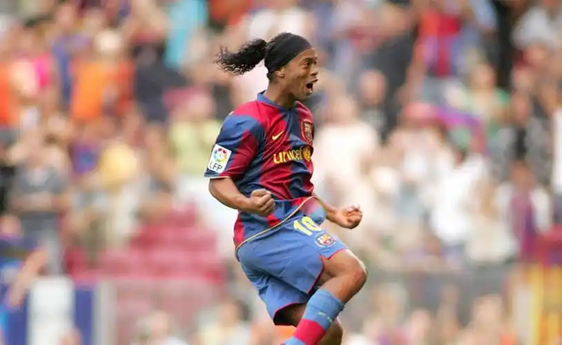 他迅速向粉 他迅速向粉